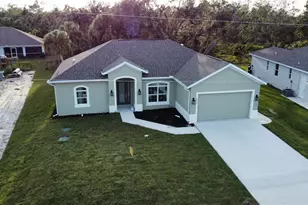 8233 Givlic Ln, North Port, FL 34287 - Photo 3