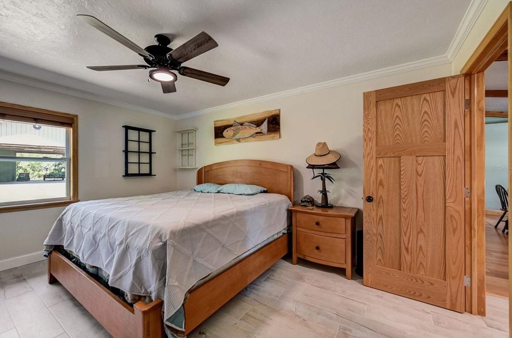 6109 45th Avenue Dr, Bradenton FL  34203-9501 exterior