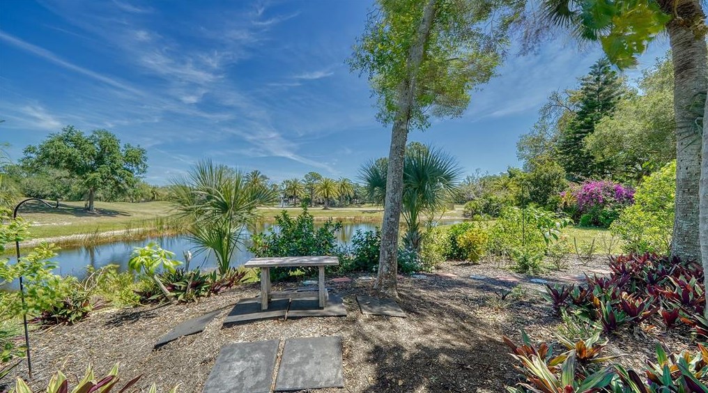 2006 Tocobaga Ln, Nokomis FL 34275-5309 exterior