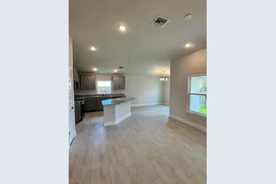 664 Linden Road, Venice, FL 34293 - Photo 5