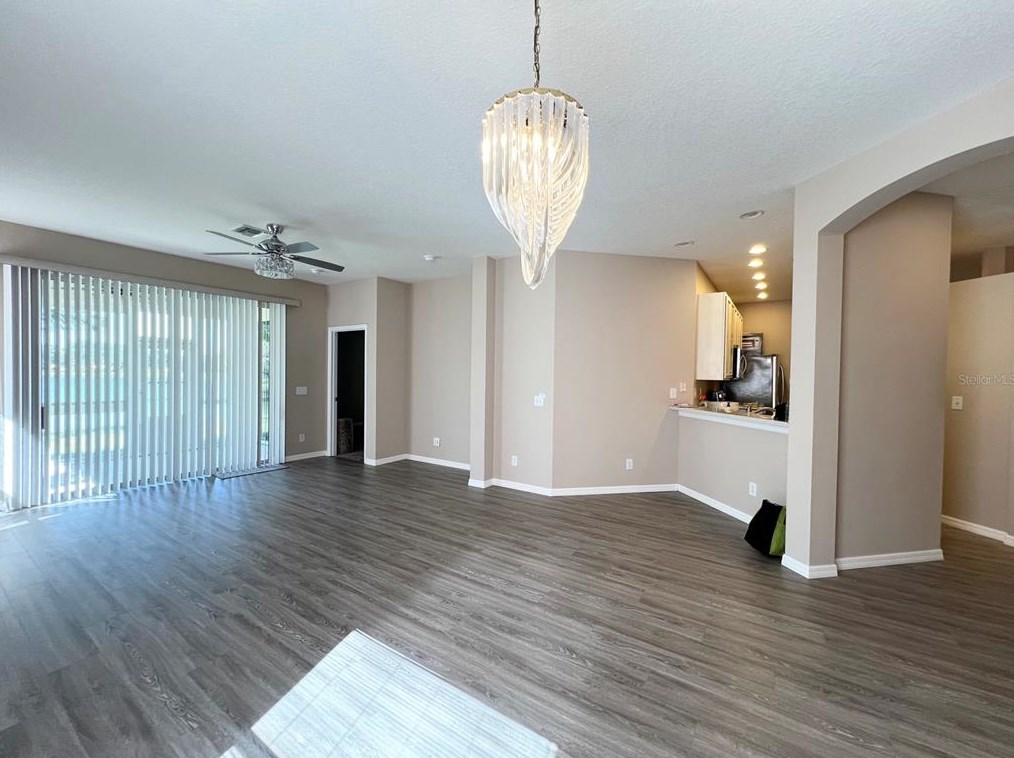 4117 Cascade Falls Dr, Sarasota FL 34243-4284 exterior