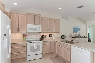 5577 Contento Drive, Sarasota, FL 34242 - Photo 19