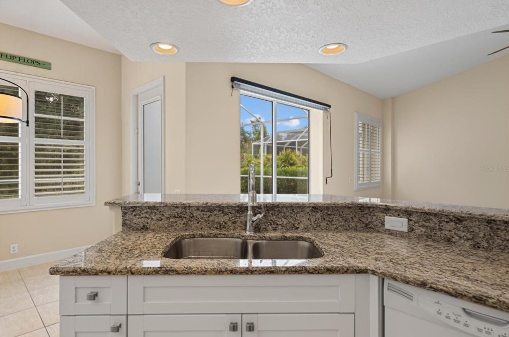 8718 53rd Pl, Bradenton FL  34211-3701 exterior