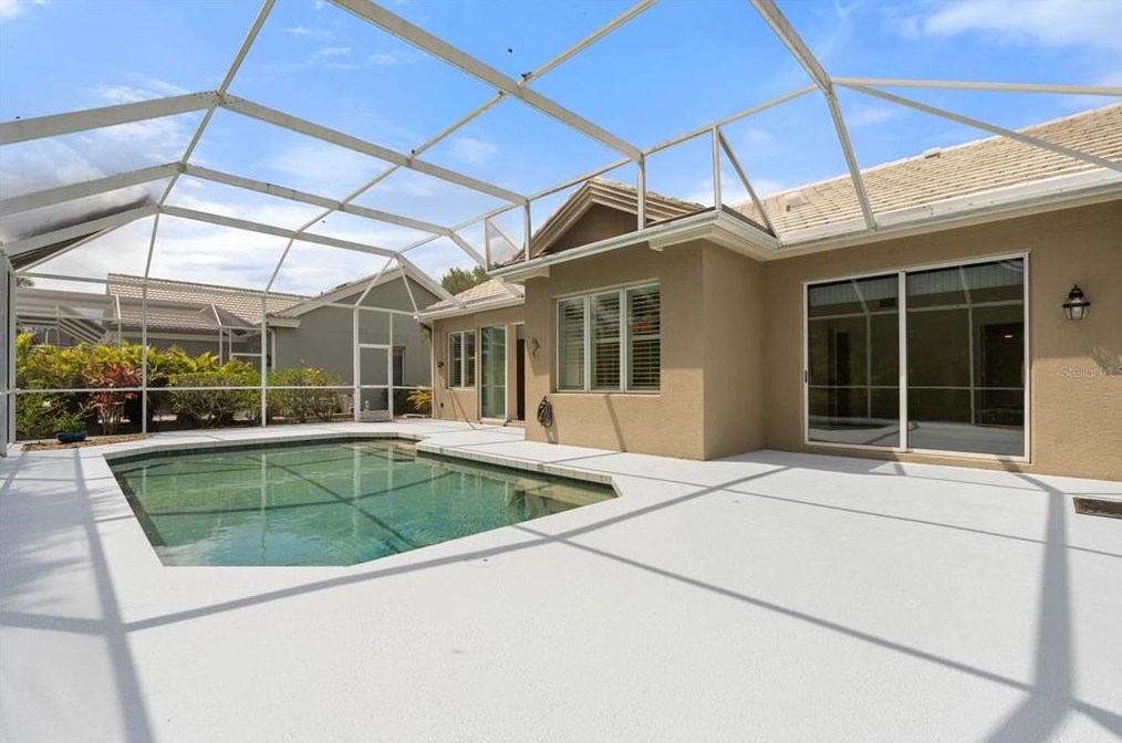 8718 53rd Pl, Bradenton FL  34211-3701 exterior