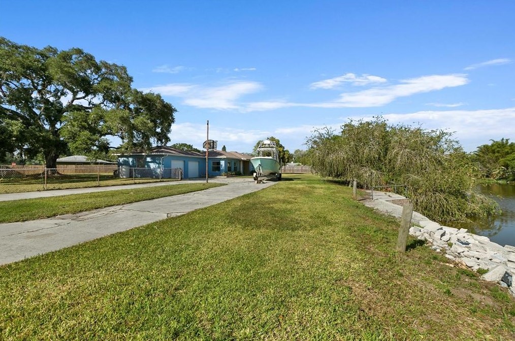4104 98th Ave, Parrish FL  34219-9573 exterior