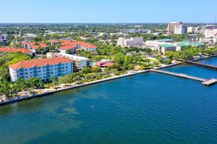 210 3rd St W, Bradenton, FL 34205 - Photo 9