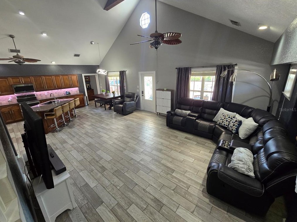 36400 Washington Loop Rd, Punta Gorda FL 33982-9589 exterior