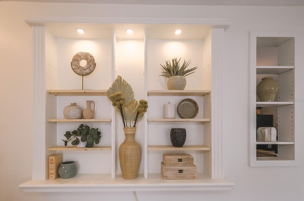 4446 Flatbush Ave, Sarasota FL  34233-1903 exterior