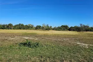 1927 NE 18th Pl, Cape Coral, FL 33909 - Photo 3