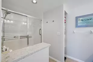 4215 Caddie Dr E, Bradenton, FL 34203 - Photo 11