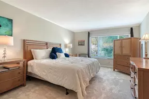 100 Sands Point Rd, Longboat Key, FL 34228 - Photo 19