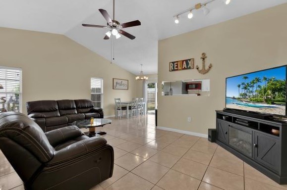 3733 Feather Dr, Lakeland FL 33812-4127 exterior