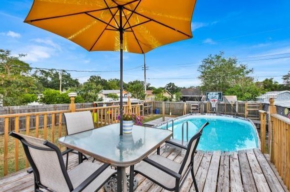 3733 Feather Dr, Lakeland FL 33812-4127 exterior