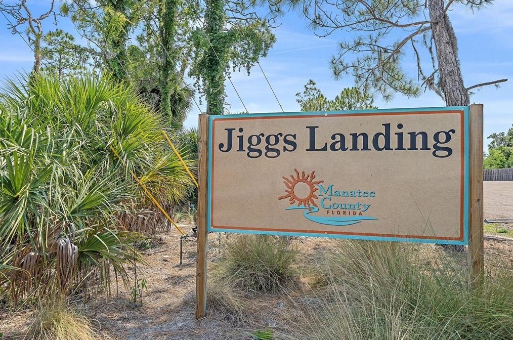 6715 70th Ct, Bradenton FL  34203-7101 exterior