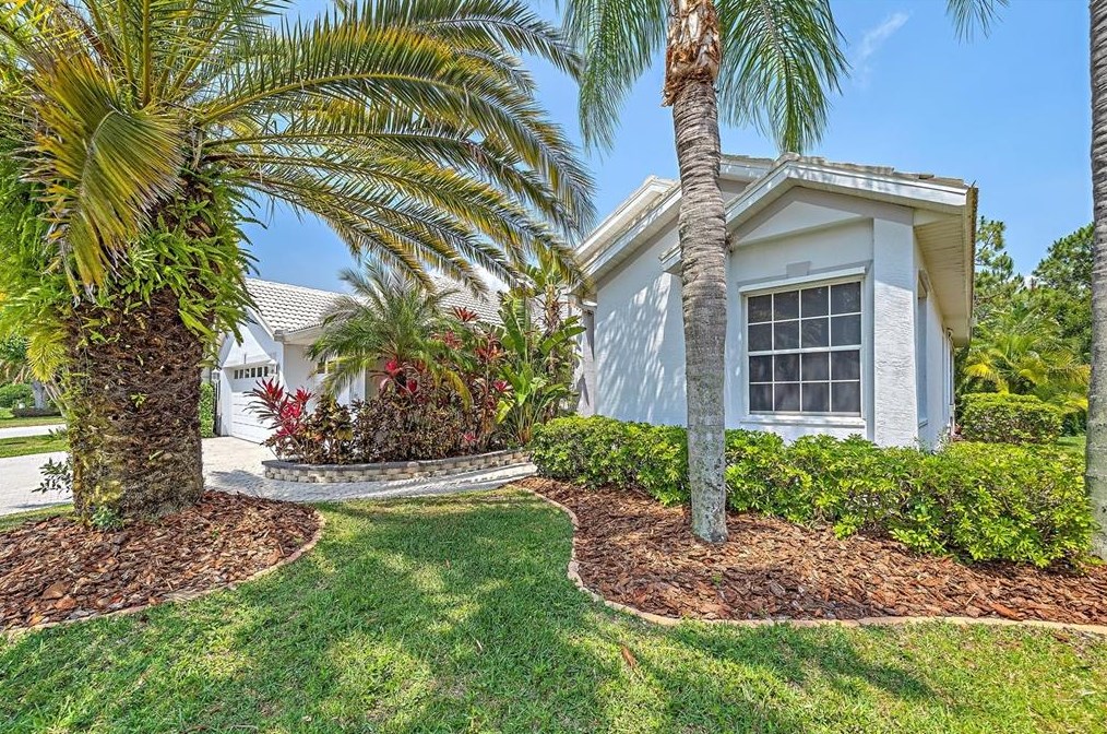 6715 70th Ct, Bradenton FL  34203-7101 exterior