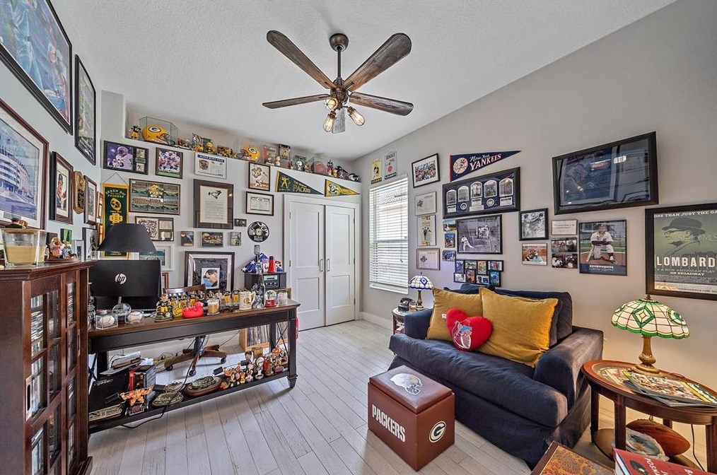 6715 70th Ct, Bradenton FL  34203-7101 exterior