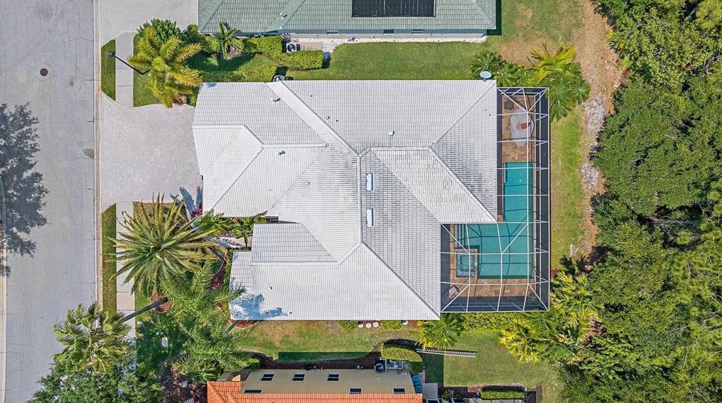 6715 70th Ct, Bradenton FL  34203-7101 exterior