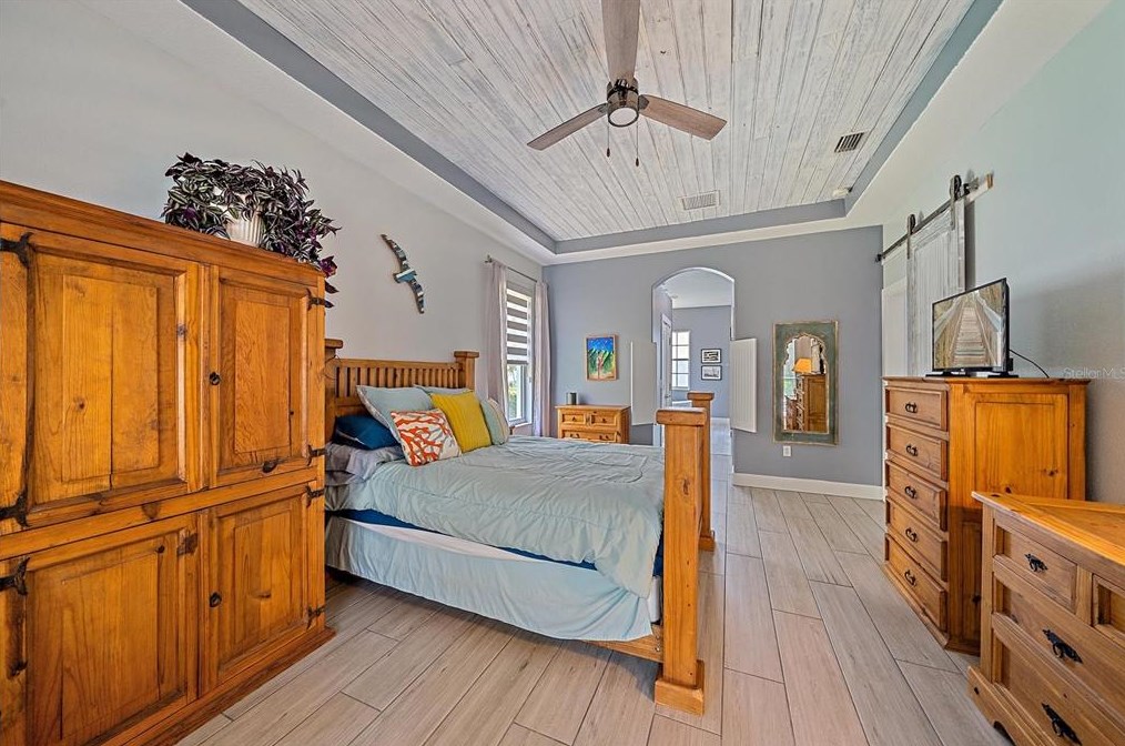 6715 70th Ct, Bradenton FL  34203-7101 exterior