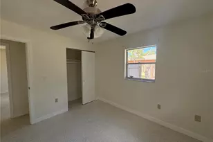 2025 Amanda Dr, Sarasota, FL 34232 - Photo 11