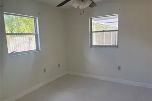 2025 Amanda Dr, Sarasota, FL 34232 - Photo 11