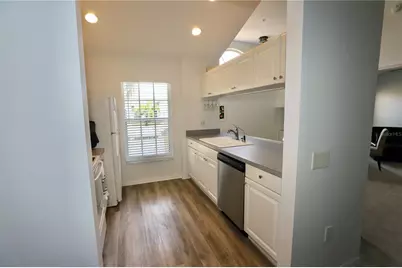 [Address not provided], Sarasota, FL 34238 - Photo 9