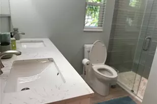 1723 Stanford Ln, Sarasota, FL 34231 - Photo 23