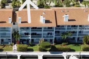 324 Madeira Cir, Tierra Verde, FL 33715 - Photo 3