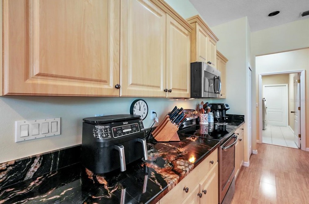 4416 Golden Lk Dr, Sarasota FL  34233-1978 exterior