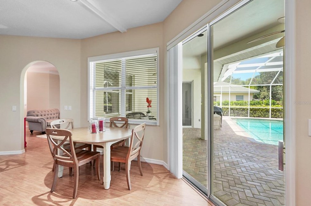 4416 Golden Lk Dr, Sarasota FL  34233-1978 exterior