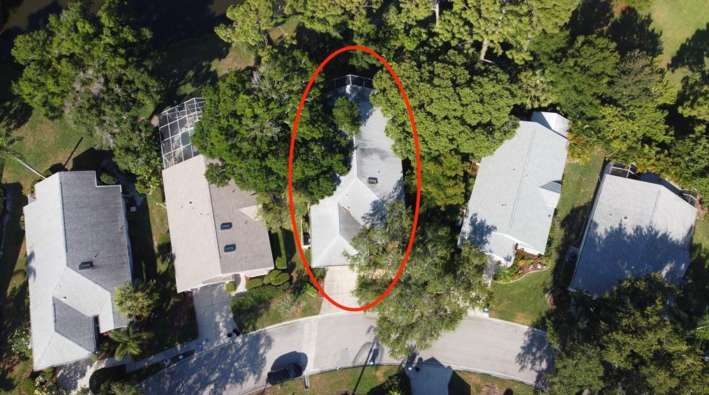 4912 Linsey Ct, Sarasota FL 34243-4556 exterior
