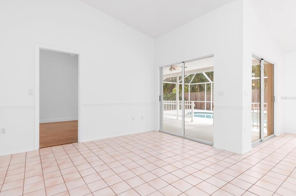 5629 Wilde Oak Way, Sarasota FL  34232-6611 exterior