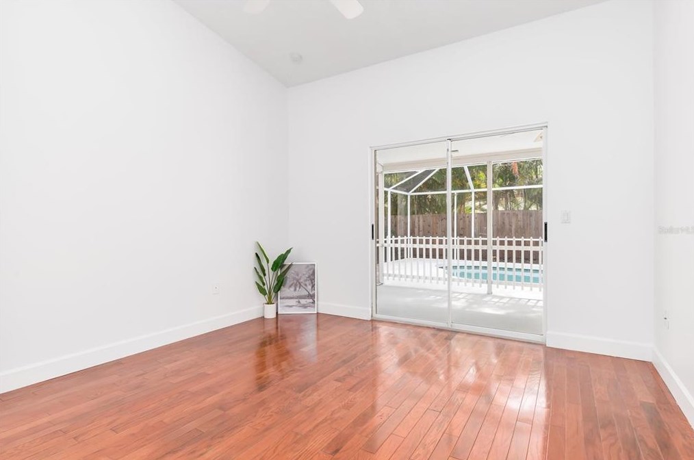 5629 Wilde Oak Way, Sarasota FL  34232-6611 exterior