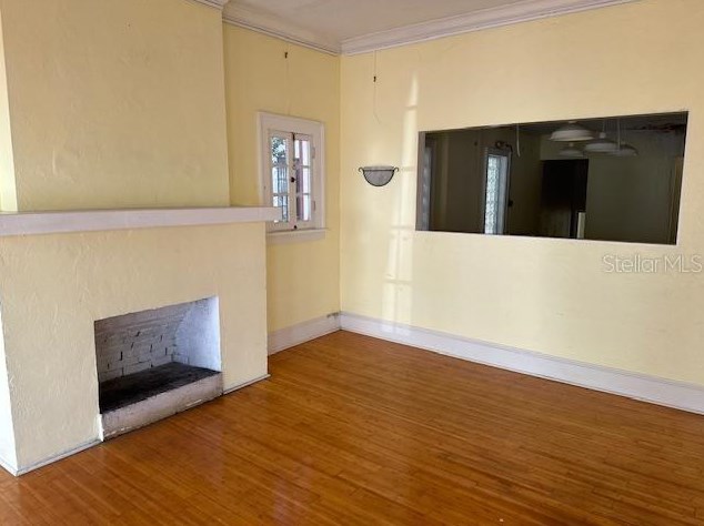 417 Burns Ct, Sarasota FL  34236-7013 exterior