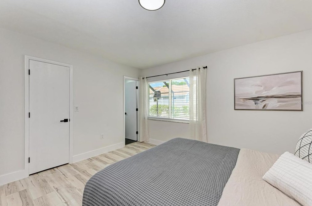 4914 34 Ave, Bradenton FL  34208-6930 exterior