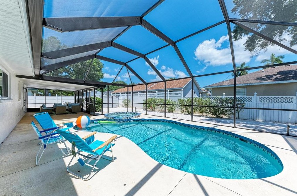 4914 34 Ave, Bradenton FL  34208-6930 exterior