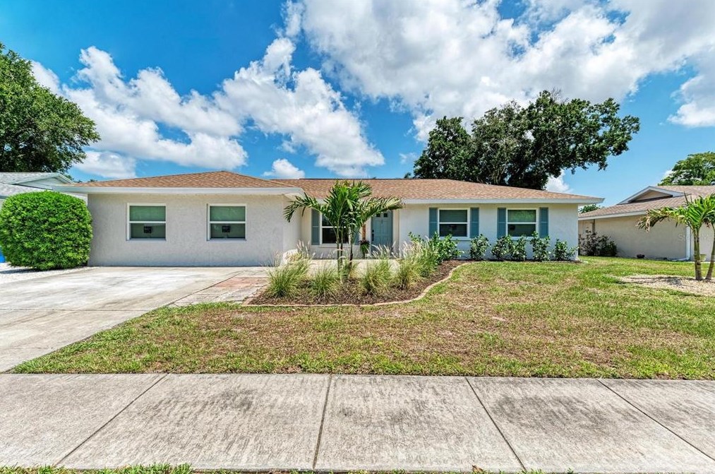 4914 34th Ave, Bradenton FL  34208-6930 exterior