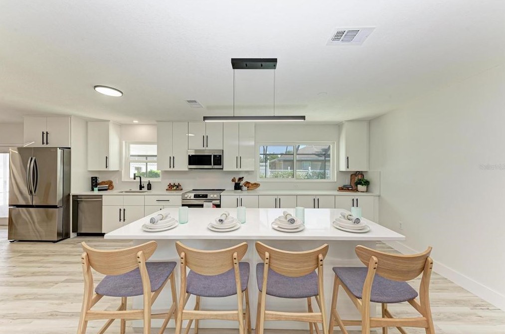 4914 34 Ave, Bradenton FL  34208-6930 exterior