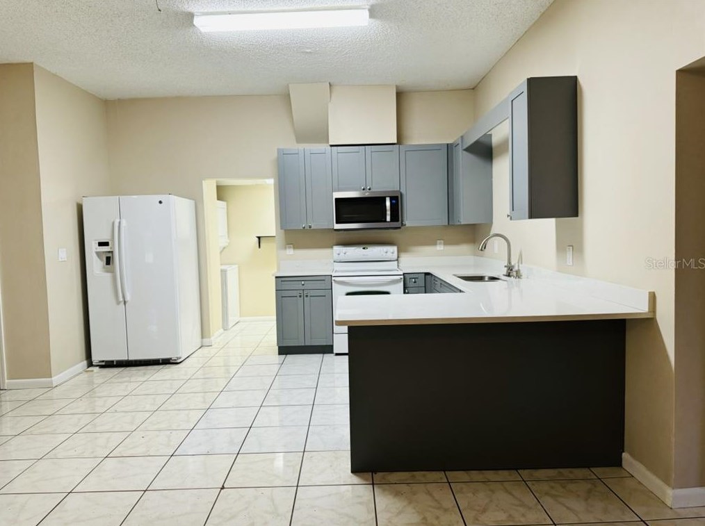 313 Pruett Rd, Seffner FL  33584-3117 exterior