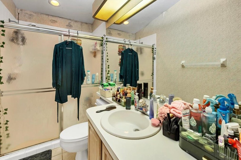 6409 Stone River Rd, Bradenton FL  34203-7817 exterior