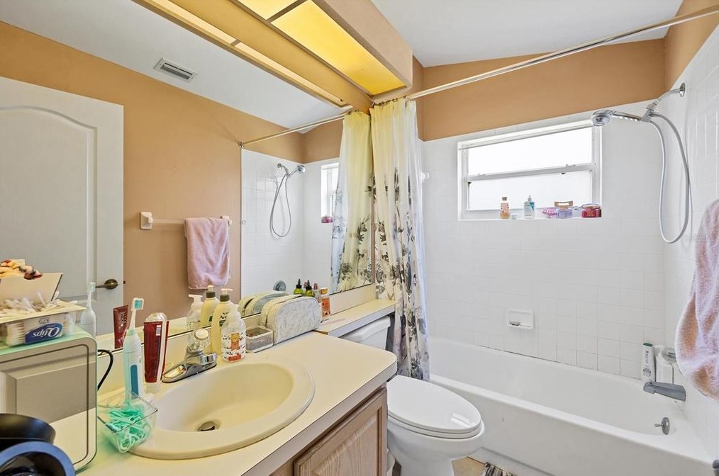 6409 Stone River Rd, Bradenton FL  34203-7817 exterior