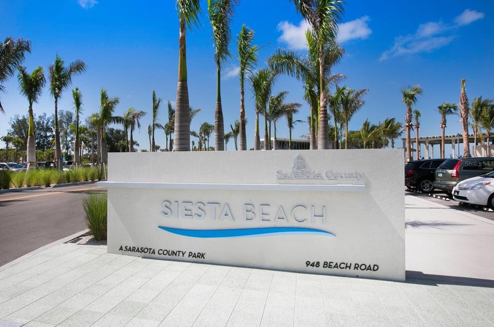 6236 Midnight Pass Rd, Sarasota FL 34242-2746 exterior