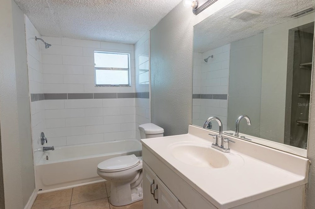 3811 Walnut Ave, Sarasota FL  34234-5540 exterior