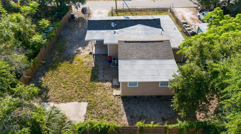 3811 Walnut Ave, Sarasota FL  34234-5540 exterior