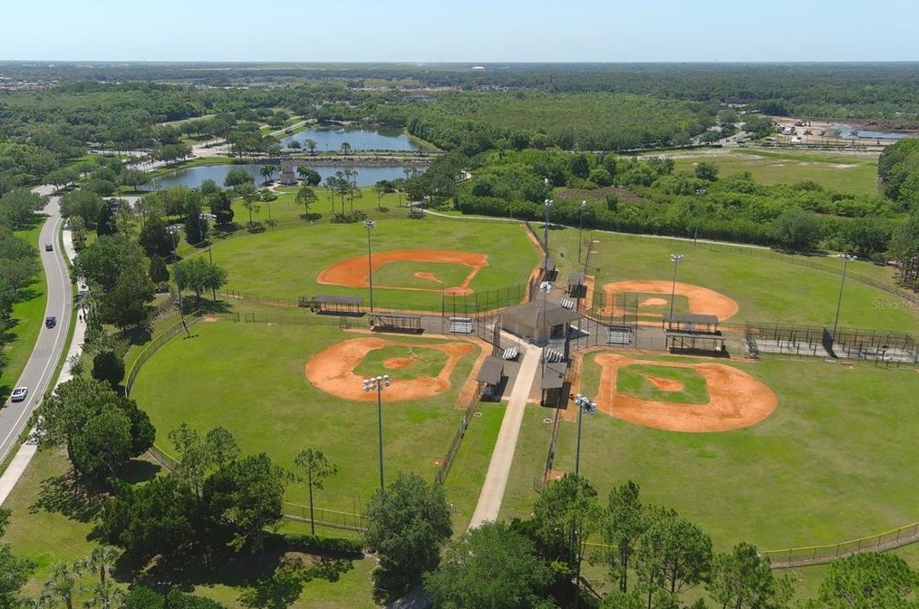 8311 Eagle Is Pl, Bradenton FL  34212-9323 exterior