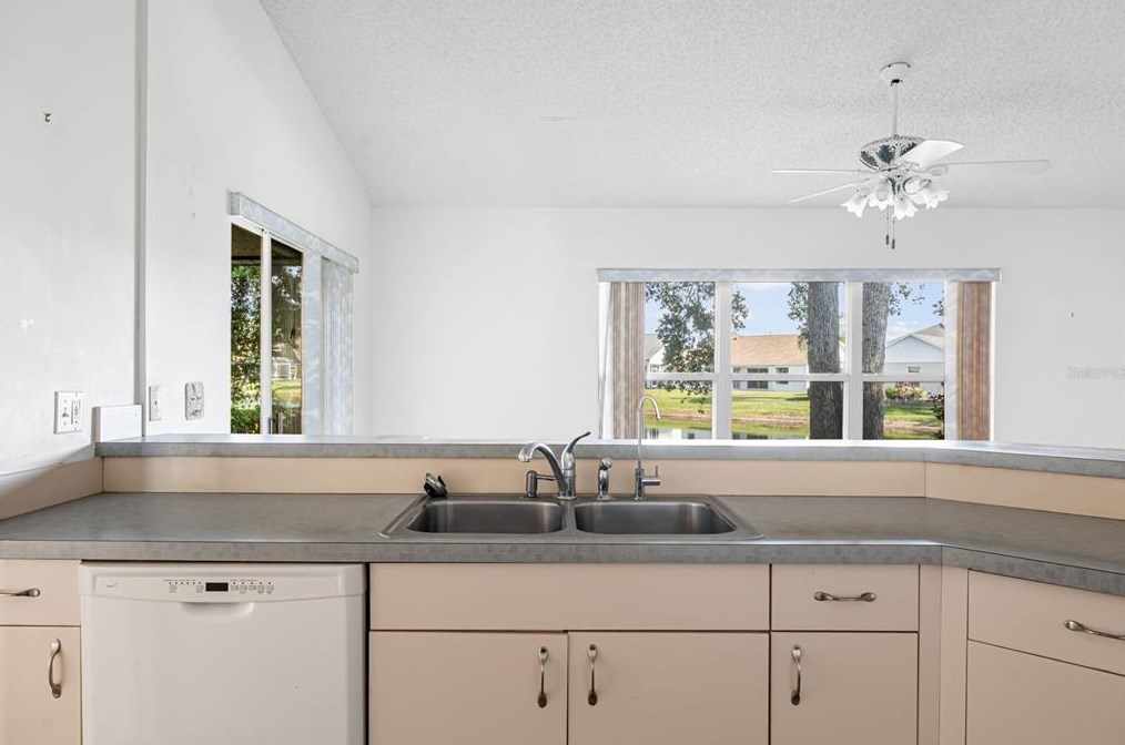 913 48th Street Cir, Bradenton FL  34203-6311 exterior