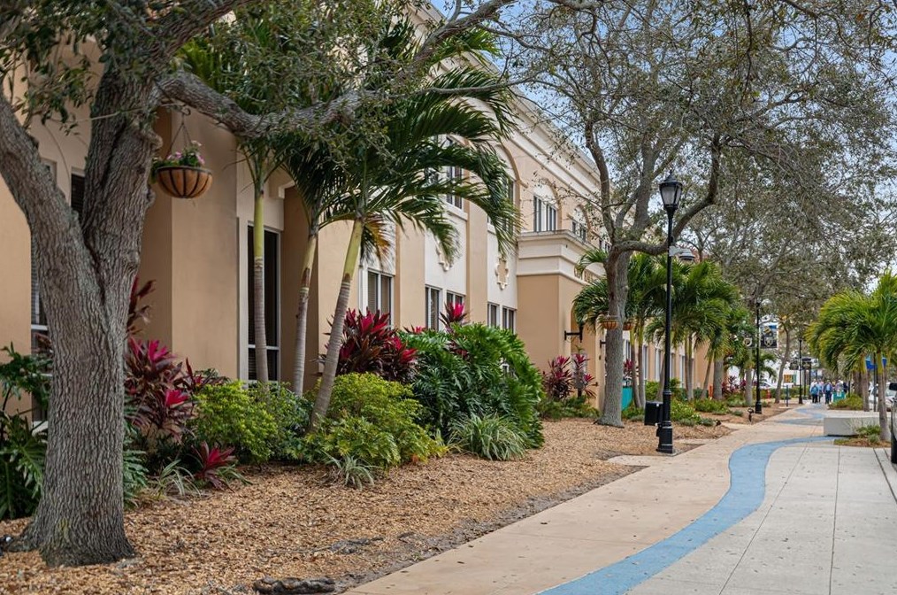 913 48th Street Cir, Bradenton FL  34203-6311 exterior