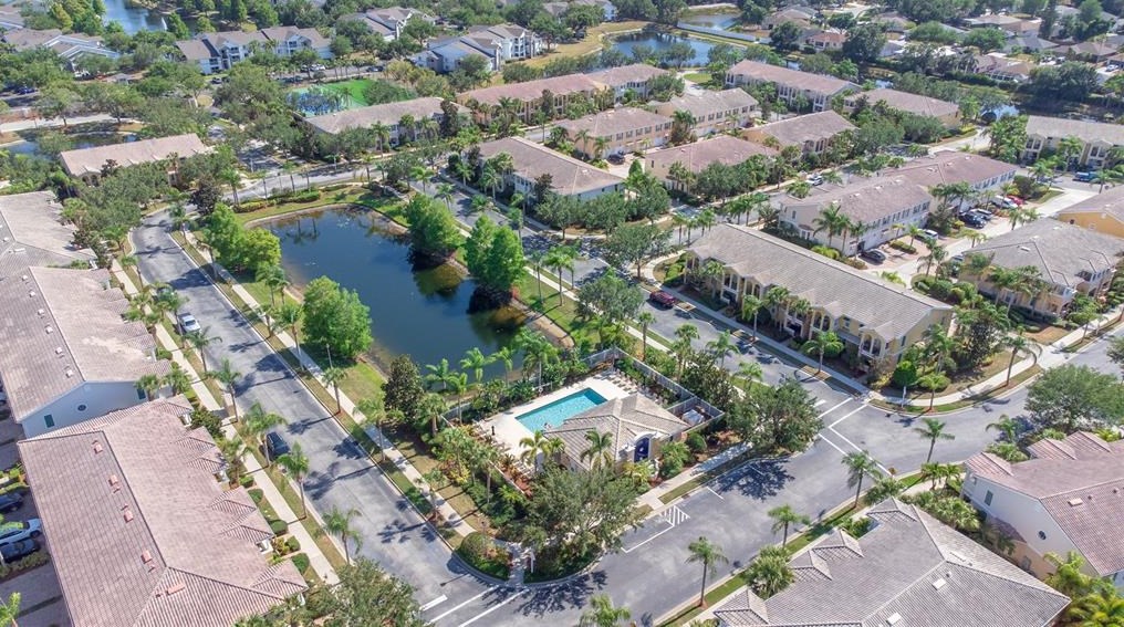 1535 Napoli Dr, Sarasota FL  34232-6925 exterior