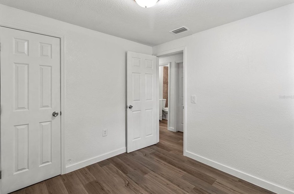 408 59 Ave Dr, Bradenton FL  34207-4221 exterior