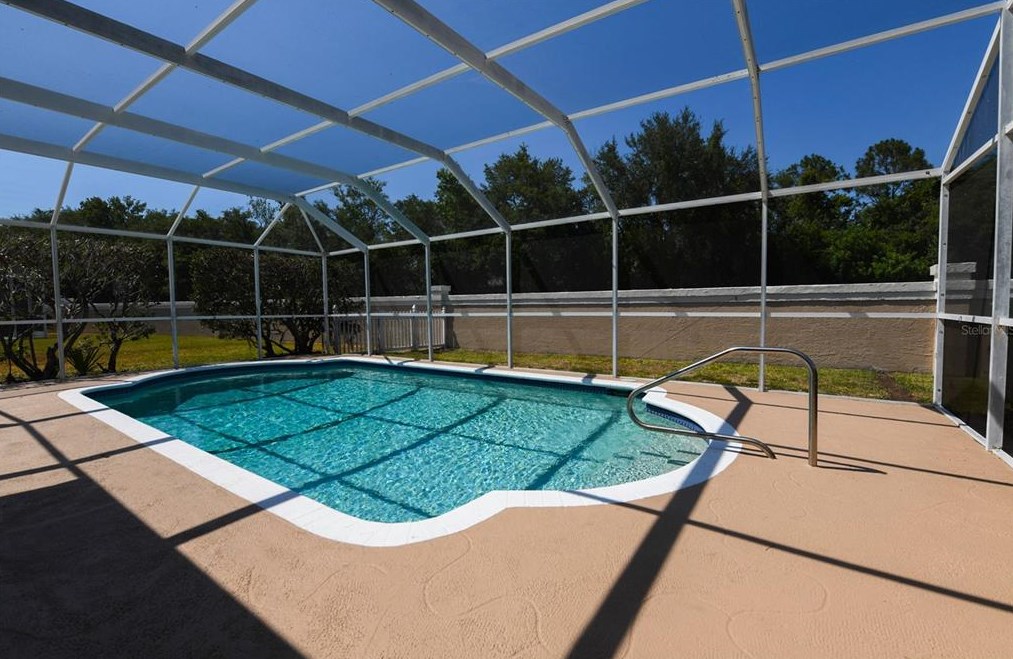 6121 55th Avenue Cir, Bradenton FL  34203-9755 exterior