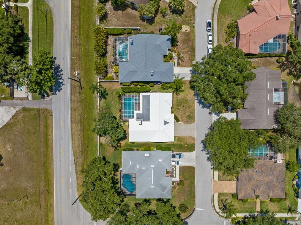 4759 Meadowview Cir, Sarasota FL 34233-1969 exterior